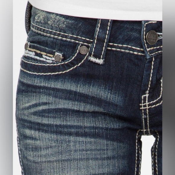 BKE Sabrina Stretch Cropped Jean - Picture 4 of 12